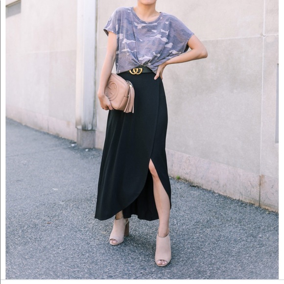 🆕 Express Black Maxi Skirt - Picture 1 of 12